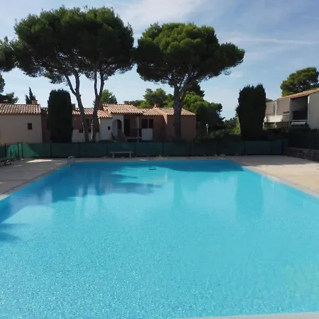 شقة Cap Les Pins Joli T3 Vue Golf Piscine Cap D'agde آجد
